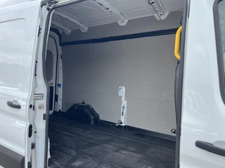 Ford Transit Ford Transit 350 2.0 TDCI L3H2 Trend Zuid | 170pk | Airco | Cruise control | Parkeersensoren - afbeelding nr 9