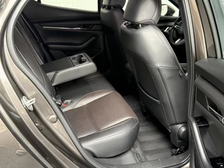 Mazda 3 Mazda 3 2.0 e-SkyActiv-G M Hybrid 122 Comfort met Bose | 18”LMV | LEDER | TRHK | CARPLAY - afbeelding nr 25