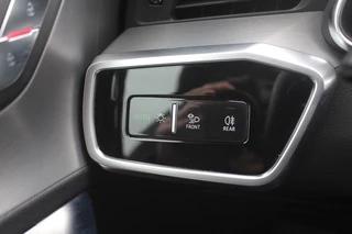 Audi A6 Audi A6 Avant 55 TFSI quattro Design Pro Line Plus / Trekhaak / Camera / Head-up / Achterasbesturing / Luchtvering / Softclose / B&O / Leder / Interieurvoorverwarming / Dodehoek / DAB / ACC / Stoelverwarming 4x - afbeelding nr 37