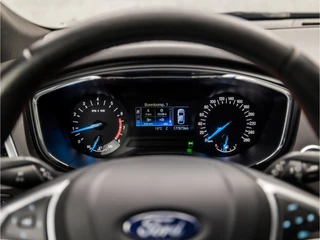 Ford Mondeo Ford Mondeo Wagon 1.5 ST Line 161Pk (APPLE CARPLAY, GROOT NAVI, STOELVERWARMING, GETINT GLAS, SPORTSTOELEN, TREKHAAK, PARKEERSENSOREN, NIEUWE APK, NIEUWSTAAT) - afbeelding nr 21