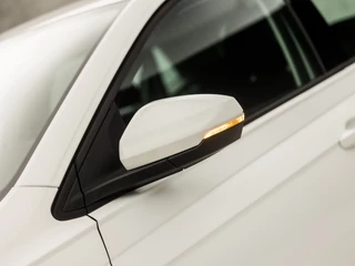 Volkswagen Polo (APPLE CARPLAY, CLIMATE, LM VELGEN, SPORTSTOELEN, PARKEERSENSOREN, CRUISE, NIEUWE APK, NIEUWSTAAT) - afbeelding nr 30