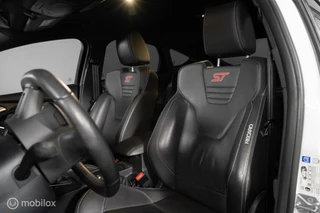 Ford Focus Ford Focus 2.0 EcoBoost ST-3|LEDER|CRUISE|STOEL&STUUR VERWARMING| - afbeelding nr 21