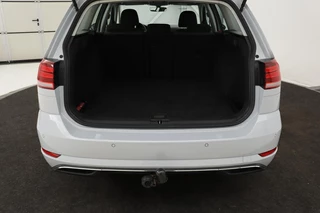 Volkswagen Golf Volkswagen Golf 1.0 TSI Comfortline | Trekhaak | Stoelverwarming |  Massage | Climate control | PDC | Cruise control - afbeelding nr 10