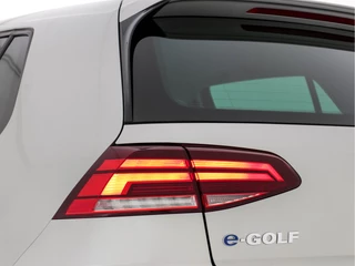 Volkswagen e-Golf (INCL-BTW) *HEATPUMP | FULL-LEATHER | FULL-LED | ADAPTIVE-CRUISE | VIRTUAL-COCKPIT |  KEYLESS | CAMERA | ECC | PDC | APP-CONNECT | COMFORT-SEATS | 17