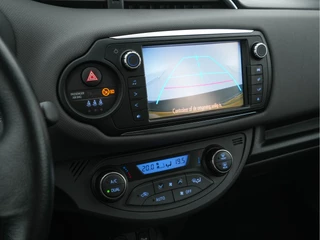 Toyota Yaris Toyota Yaris 1.5 Hybrid Aspiration Aut. *ECC | HEATED-SEATS | CAMERA | COMFORT-SEATS* - afbeelding nr 18