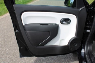 Renault Twingo - afbeelding nr 15