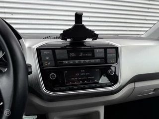 Volkswagen up! Volkswagen Up! 1.0 BMT high up! Stoelverwarming Cruise Control DAB Climate Control 16” PDC - afbeelding nr 15