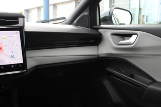 Ford Puma Ford Puma 1.0 EcoBoost Hybrid Sound Edition 125pk | Ford Voorraad | Limited Edition! | Upgrade B&O Audio | Full Matrix LED | Zwart Dak | 18'' Lichtmetaal | Winterpakket | Driver Assistance Pakket | - afbeelding nr 15