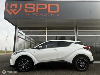 Toyota C-HR Toyota C-HR 1.8 Hybrid Premium| JBL + Sub | Automaat| LED| - afbeelding nr 2