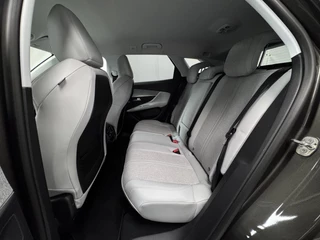 Peugeot 3008 Peugeot 3008 1.2 PureTech Allure | Automaat | Ruim uitgerust | Historie compleet - afbeelding nr 9