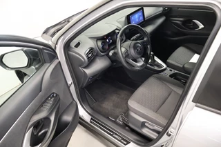 Toyota Yaris Cross Toyota Yaris Cross 1.5 Hybrid Dynamic Plus PDC Dodehoek Stoelverw. - afbeelding nr 16
