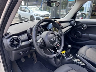 MINI Cooper MINI Cooper 1.5 5-drs Cooper Chili Business '' Allseasonbanden - PDC - Infotainmentsystem '' - afbeelding nr 12