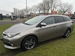 Toyota Auris Toyota Auris 1.8 Hybrid Executive - NAVI/CLIMA/LED/CAM/NAP - afbeelding nr 16