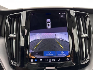 Volvo XC60 Volvo XC60 2.0 T6 Plug-in Hybrid AWD Inscription Expression (INCL-BTW)  AUT. *PANO | LUXURY-LEATHER | FULL-LED | HEATED-SPORTSEATS | NAVI-FULLMAP | CAMERA | PDC | ADAPT.CRUISE | CARPLAY | DIGI-COCKPIT | BLIS | SIPS | KEYLESS | 18