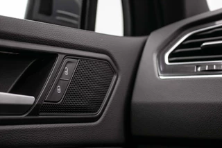 Volkswagen Tiguan - All-in rijklrprs | Leer | Elekt. panodak | Nav | IQ LED - afbeelding nr 30