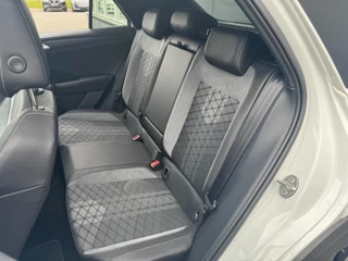 Volkswagen T-Roc Volkswagen T-Roc 1.5 TSI 3xR-Line Aut. Pano/Acc/CAM/FULL!! - afbeelding nr 16
