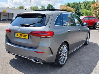 Mercedes-Benz B-Klasse Mercedes-Benz B-Klasse 180 136pk Automaat Launch Edition Premium Plus AMG-Line | Navi | Clima | Cruise | Led Matrix | Keyless Entry | Panorama Schuifdak | Pdc V+A+Assist+Camera | Privacy Glass | 19''lm - afbeelding nr 4
