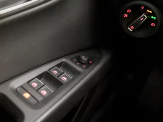 SEAT Leon SEAT Leon ST 1.4 TSI ACT FR Sport 150Pk Automaat (PANORAMADAK, NAVIGATIE, CLIMATE, LEDER/ALCANTARA, TREKHAAK, STOELVERWARMING, SPORTSTOELEN, LED KOPLAMPEN, GETINT GLAS, ADAPTIVE CRUISE, NIEUWE APK, NIEUWSTAAT) - afbeelding nr 22