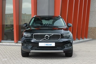 Volvo XC40 Volvo XC40 T4 Recharge Inscription Expression | Panoramadak | Stoelverwarming | Trekhaak | Keyless - afbeelding nr 2