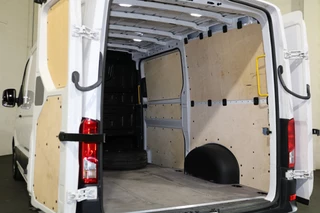 Volkswagen Crafter Volkswagen Crafter 2.0 TDI 140pk L3 H2 Automaat Navigatie Camera Led - afbeelding nr 16