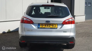 Ford Focus Ford Focus Wagon 1.0 EcoBoost Edition Plus Navi | Trekhaak | PDC V+A | Dist Riem vervangen - afbeelding nr 7