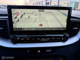 Kia XCeed XCeed 1.6  PHEV DynamicPlusLine 55 km Volledig electrisch rijden hierna Hybride , Navigatie , Camera , Parkeerhulp , Stoel en stuur verwarming  , Keyless entry , 18 inch Velgen , - afbeelding nr 33