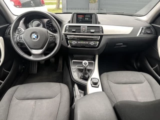 BMW 1 Serie BMW 1-serie 118i Executive 1e Eigenaar,Airco,Cruise,Stoelverwarming,PDC Achter,Bluetooth,6-bak,LM Velgen,APK tot 09-2026 - afbeelding nr 6
