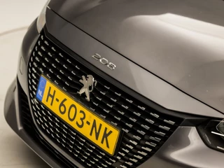 Peugeot 208 Peugeot 208 1.2 PureTech Sport (APPLE CARPLAY, GROOT NAVI, PARKEERSENSOREN, SPORTSTOELEN, LANE ASSIST, CRUISE, NIEUWE APK, NIEUWSTAAT) - afbeelding nr 31