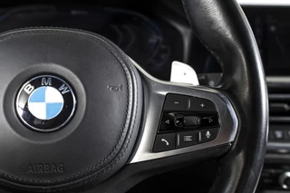 BMW 3 Serie BMW 3 Serie Touring 330e 292 PK xDrive High Executive M-Sport - Automaat | Dig. Cockpit | Cruise | Stoelverw. | PDC | 360 Camera | NAV + App. Connect | ECC | Elek. Klep | DAB | LM 18