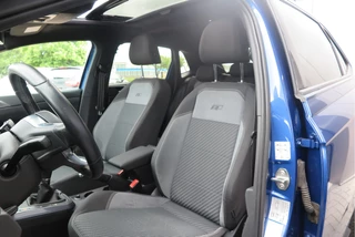Volkswagen Polo Volkswagen Polo 1.0 TSI 95pk 2x R-Line , Virtual cockpit, Panorama schuifdak , Led , Navi , Carplay . LMV PDC etc. . - afbeelding nr 16