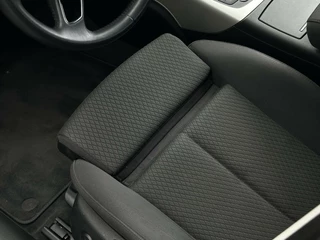 Audi A6 Audi A6 Avant 1.8 TFSI ultra Advance, FACELIFT, NL AUTO, NAP-LOGISCH, MATRIX, KEYLESS, ECC-AIRCO, NAVI, CRUISE, LICHTMETAAL 18