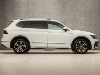 Volkswagen Tiguan Allspace 150Pk Automaat (PANORAMADAK, DIGITAL COCKPIT, APPLE CARPLAY, MEMORY SEATS, LEDER, STOELVERWARMING, 360 CAMERA, GETINT GLAS, ADAPTIVE CRUISE, NIEUWSTAAT) - afbeelding nr 4