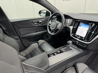 Volvo S60 Volvo S60 2.0 T4 R-Design|NL-Auto|Leder|LED|Navi - afbeelding nr 4