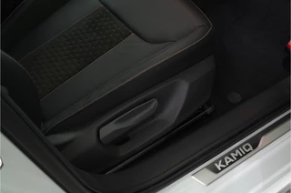 Škoda Kamiq ŠKODA Kamiq 1.0 TSI Business Edition > Automaat/Zwart dak/Trekhaak/17inch/Winterpakket/Design-pakket Suite... | 7881 | - afbeelding nr 32