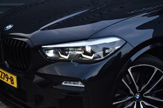 BMW X5 | Panoramadak | 22'' Velgen | Luchtvering | 4-Wiel Besturing | Harman/Kardon | Camera | Kristallen Pook | Incl. BTW | Orig. NL | - afbeelding nr 44