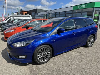 Ford Focus Ford Focus Wagon 1.0 ST-Line - afbeelding nr 2