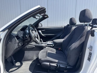 BMW 2 Serie BMW 2-serie Cabrio 218i Executive M-Sport|Navi|NL-Auto - afbeelding nr 20
