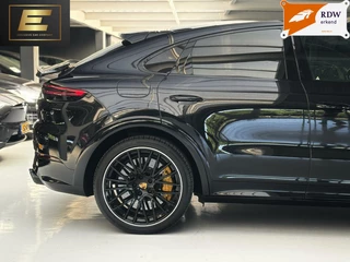 Porsche Cayenne Porsche Cayenne Coupé 4.0 Turbo S E-Hybrid | Techart | Sport Chrono | Carbon afwerking - afbeelding nr 52