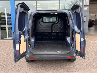 Ford Transit Courier Ford Transit Courier 1.5 TDCI Limited Camera Climate Navi Cruise Stoelverwarming Voorruitverwarming 16