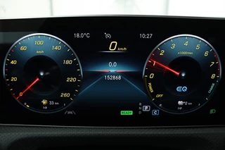 Mercedes-Benz A-Klasse Mercedes-Benz A-klasse 250e AMG Night | Stoelverwarming | Carplay |  Widescreen | Sfeerverlichting | Camera | Leder/Alcantara | Navigatie | Full LED - afbeelding nr 29