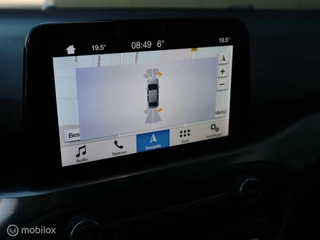 Ford Focus Ford Focus Wagon 125 PK H6 Titanium Navigatie DonkerGlas Trekhaak Chroom Clima Pdc V+A - afbeelding nr 10