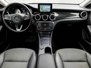 Mercedes-Benz CLA Mercedes-Benz CLA Shooting Brake 180 Sport Automaat (NAVIGATIE, LEDER, STOELVERWARMING, GETINT GLAS, SPORTSTOELEN, PARKEERSENSOREN, CRUISE, BLUETOOTH, NIEUWE APK, NIEUWSTAAT) - afbeelding nr 6