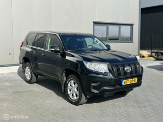 Toyota Land Cruiser Toyota Land Cruiser 2.8 D-4D-F Comfort Blind Van - afbeelding nr 2