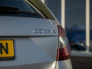 Škoda Octavia Škoda Octavia Combi 1.5TSi 150pk DSG Greentech Style | Virtual Cockpit | Navi & App-Connect | Trekhaak | LED koplampen | PDC achter | Cruise Control Adaptief - afbeelding nr 32