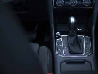 Volkswagen Golf Sportsvan | LED | Pano | Trekhaak wegklapb. | Park Assist | Voorruitverwarming | Camera achter | Winterpakket | Navi | ACC | Alarm | Spiegelpakket - afbeelding nr 28