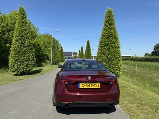 Alfa Romeo Giulia Alfa Romeo Giulia 2.0T 310pk, super netjes!! Veel opties!! - afbeelding nr 20