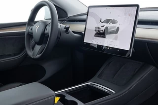 Tesla Model Y Tesla Model Y RWD 58 kWh | PANORAMADAK | LEDER *2e Pinksterdag OPEN v.a 11u tot 17u* - afbeelding nr 3