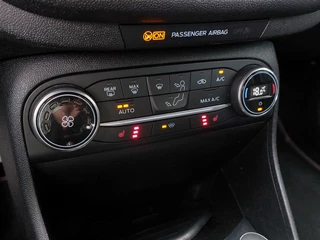 Ford Fiesta Ford Fiesta 1.0 EcoBoost 101pk ST-Line 5-Deurs | Navi | Apple Carplay + Android Auto | Clima | Cruise | Keyless Start | Pdc | Stoelverwarming | Rijstrook+Lichtsensor | Privacy Glass | 17''lm - afbeelding nr 17