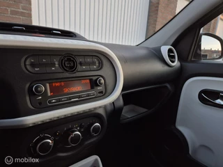 Renault Twingo Renault Twingo 1.0 SCe Origineel NL / Dealeronderhouden / Cruisecontrol - afbeelding nr 15