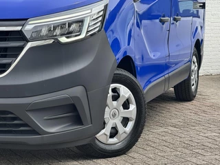 Renault Trafic Renault Trafic 2.0 dCi 150 T29 L1H1 Luxe Automaat Cruise control Climate control Parkeersensor 2 x schuifdeur - afbeelding nr 17